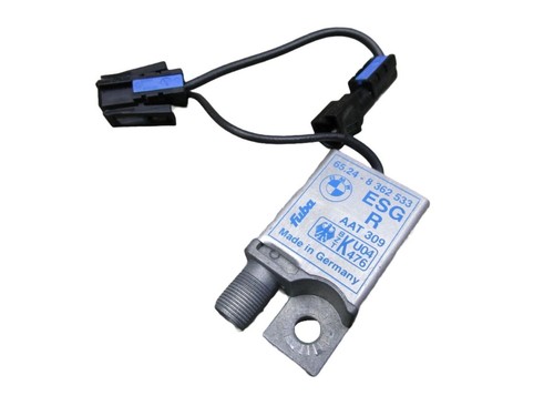 Antenna amplifier right - antenna,
