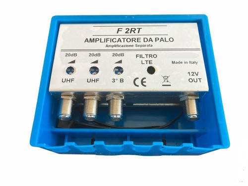 Pole antenna amplifier - pole, with